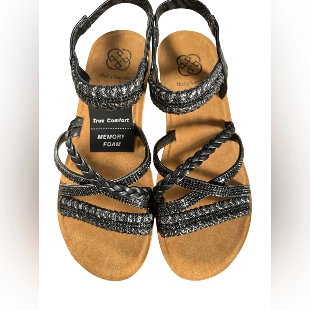 New! Daisy Fuentes Black Strappy Braided Wedge Sandals Comfy Memory Foam 7.5W